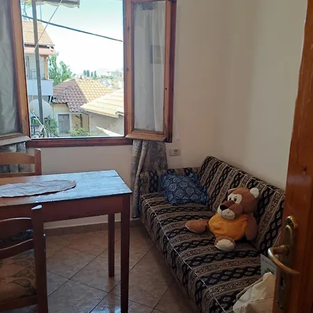 Te Raqi 3 *