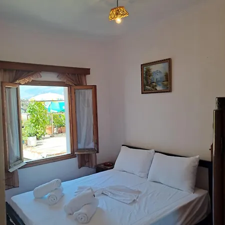Apartment Te Raqi 3